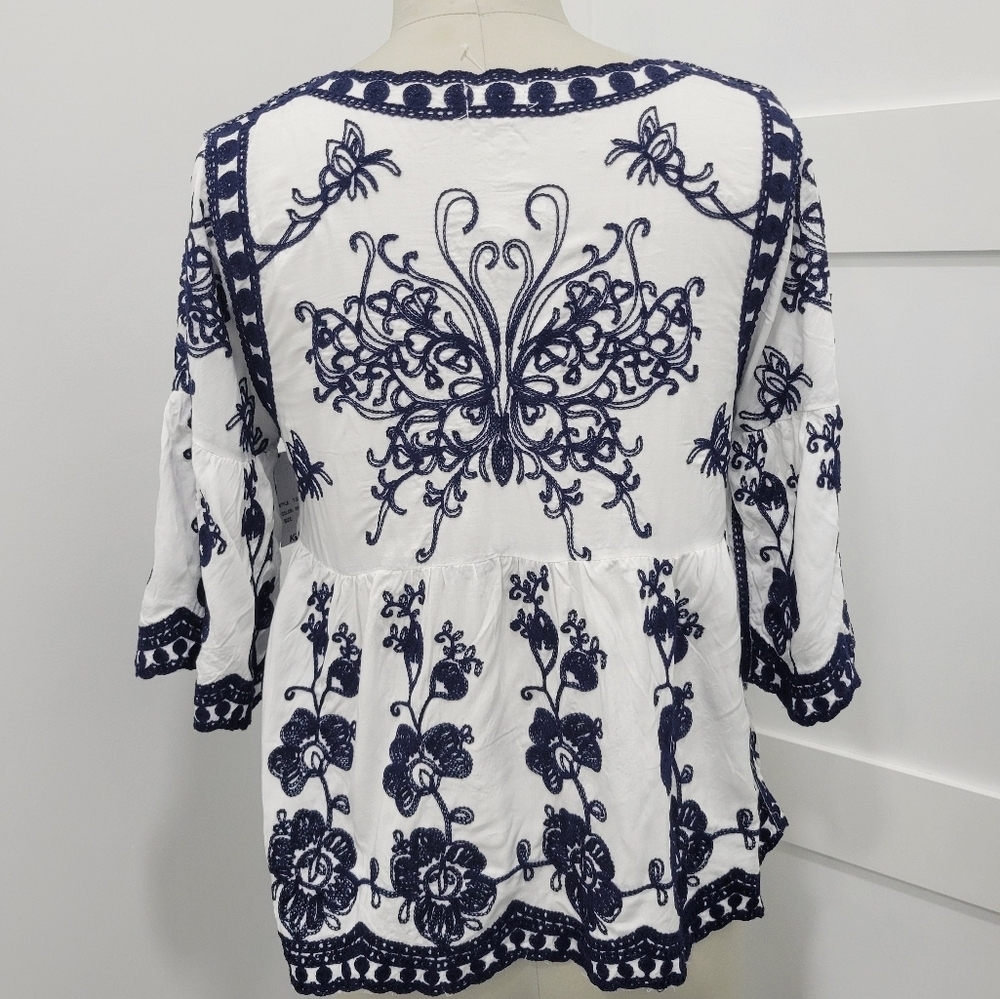 Kindred Women's Embroidered Boho Hippie White Navy Blouse Size S - Picture 5 of 11